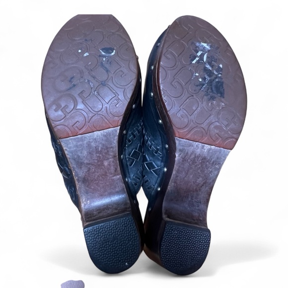 ⭐️ UGG Vivica Black Leather Mule Clogs Sherpa Lined Women Size 8 - Picture 7 of 9